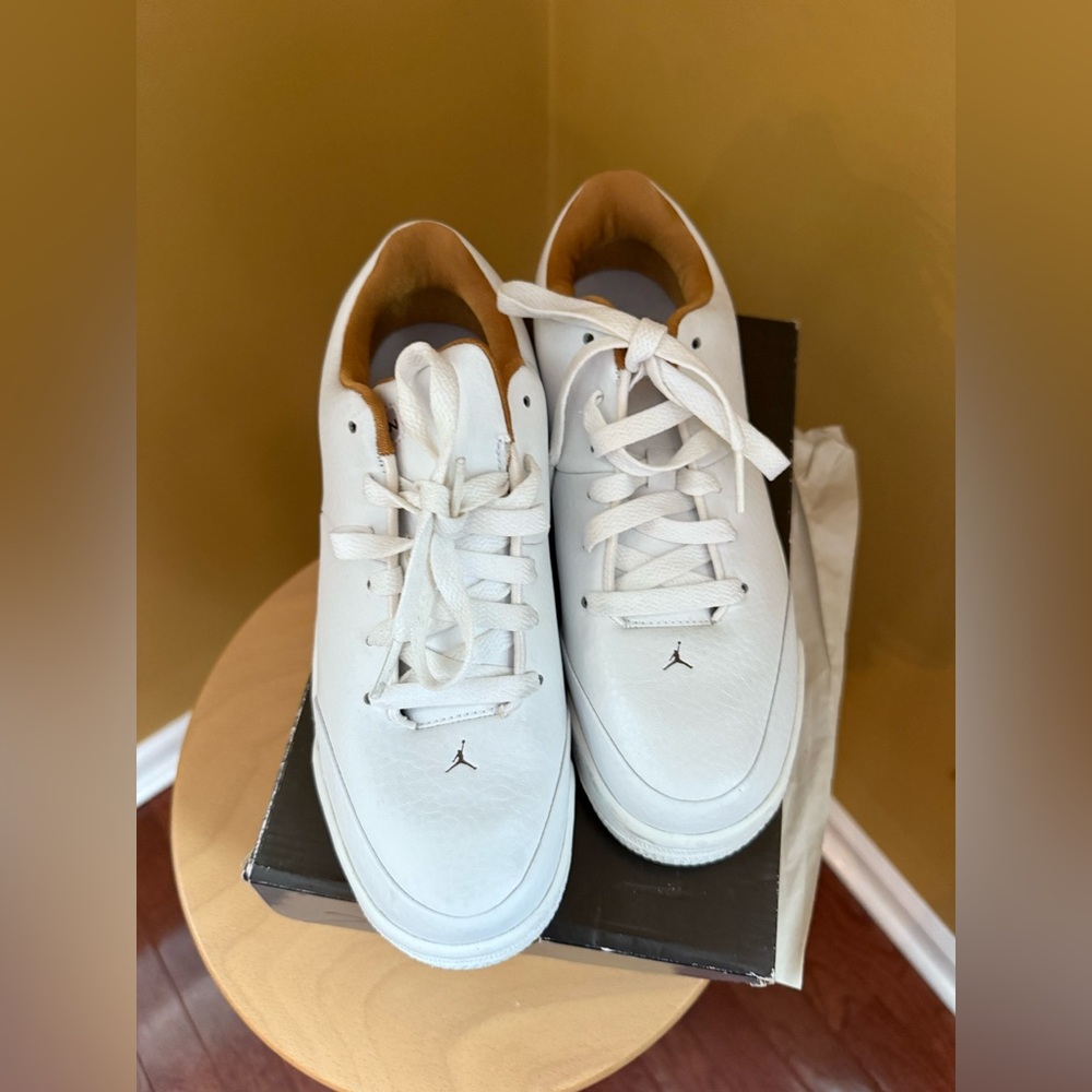 air Jordan shoes size 6 youth white nike new